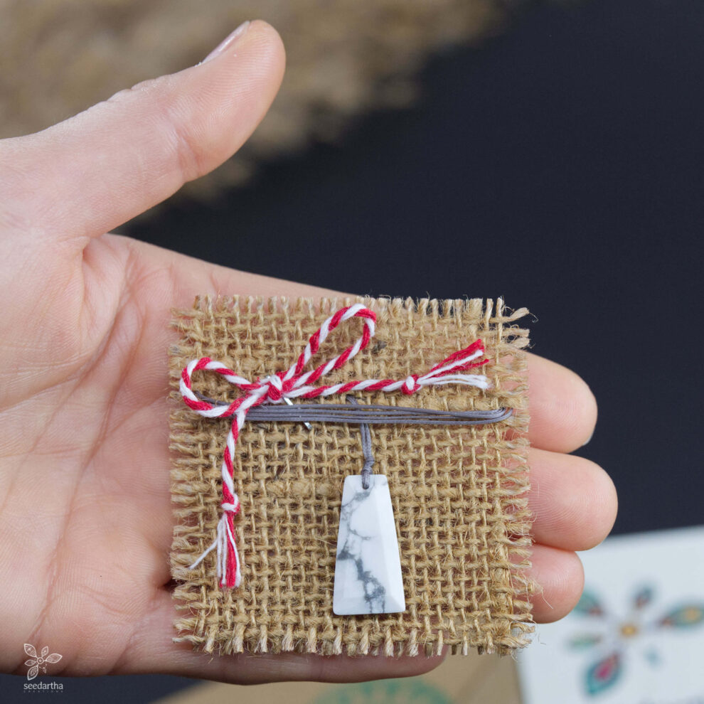 martisor haolit tinut inmana