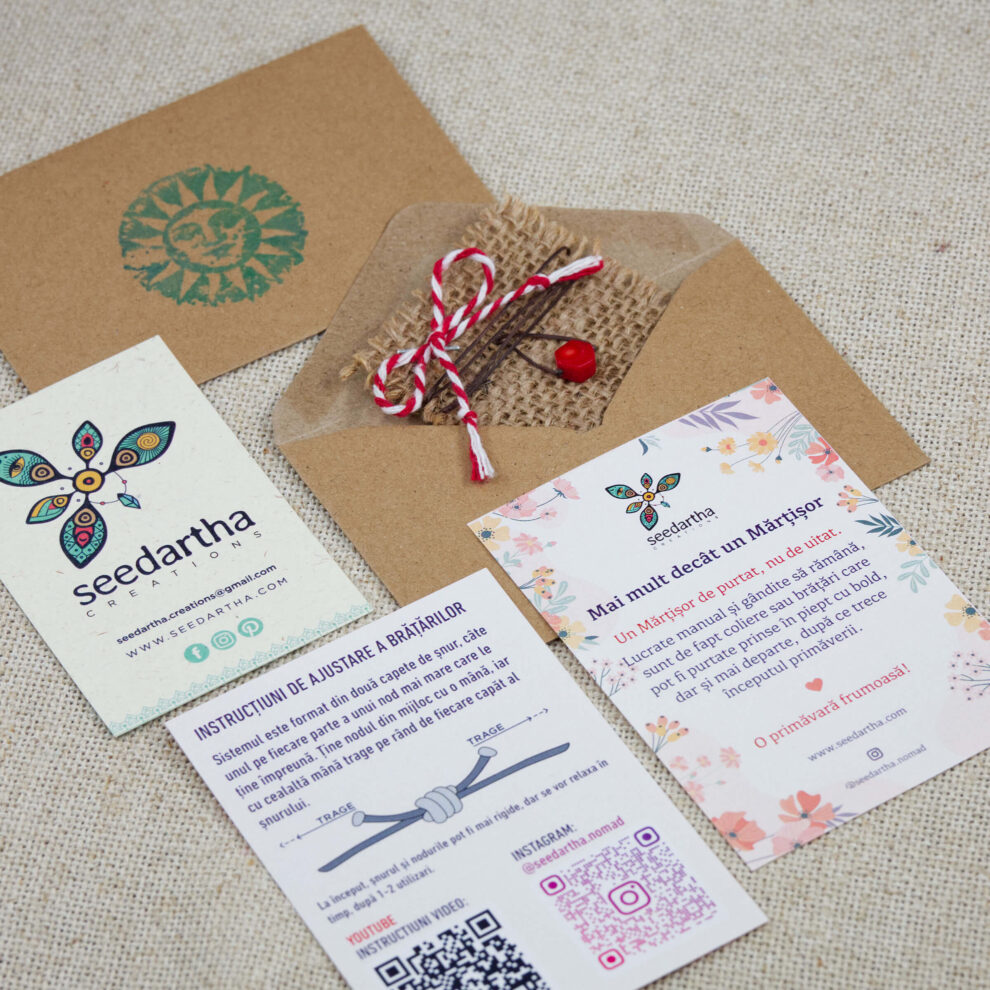 martisor handnmade cu pietre semipretioase in plic