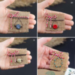 martisoare handmade prezentate in mana