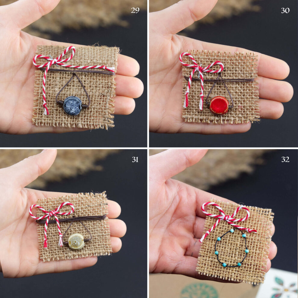 martisoare handmade prezentate in mana